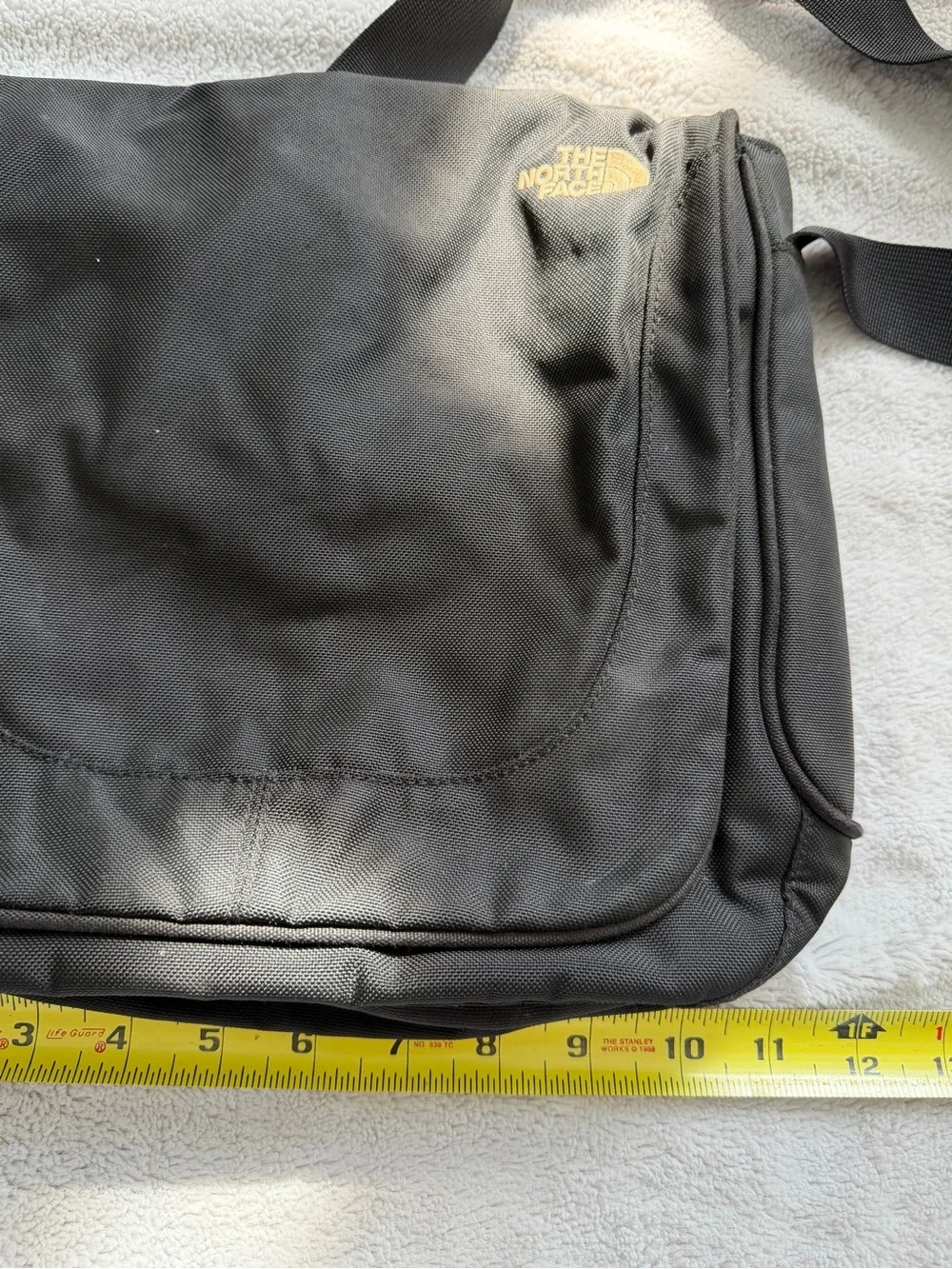 The North Face Vintage Y2K Black Messenger Bag Crossbody Shoulder Nylon Travel